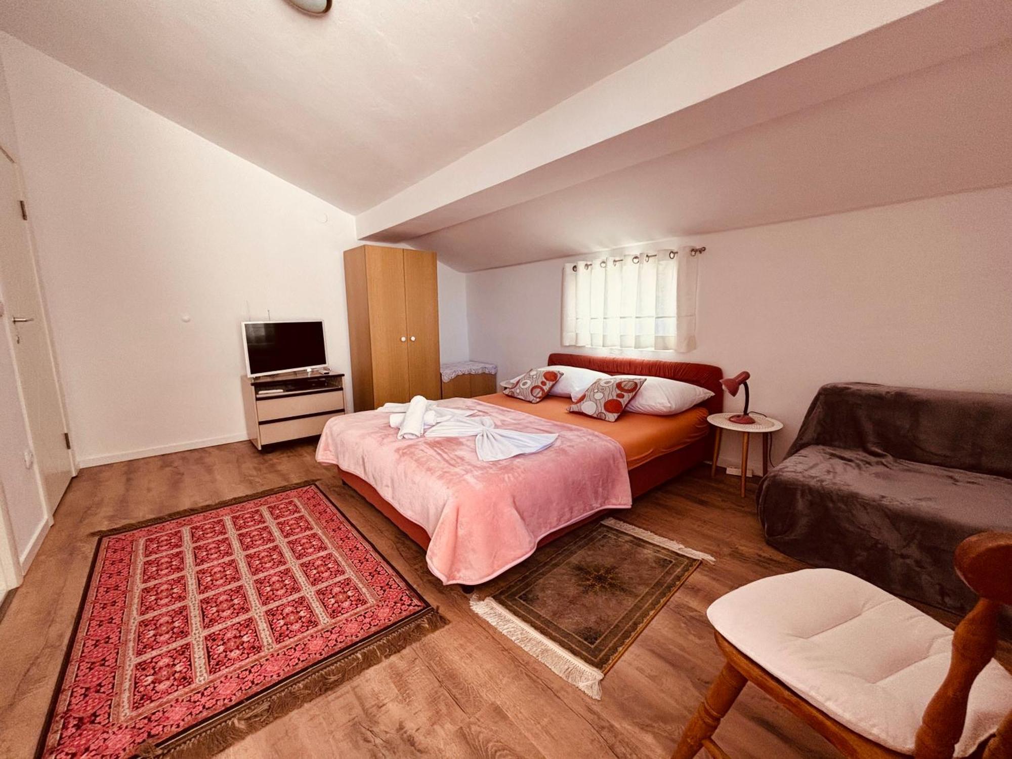 Rooms&App Minka Jadranovo Exteriör bild
